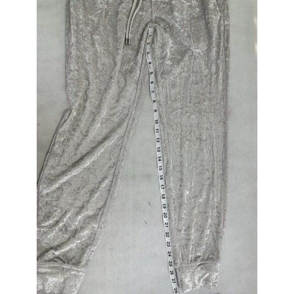 Lululemon Ready to Crush Joggers Chrome Womens  8 EUC - Picture 9 of 11